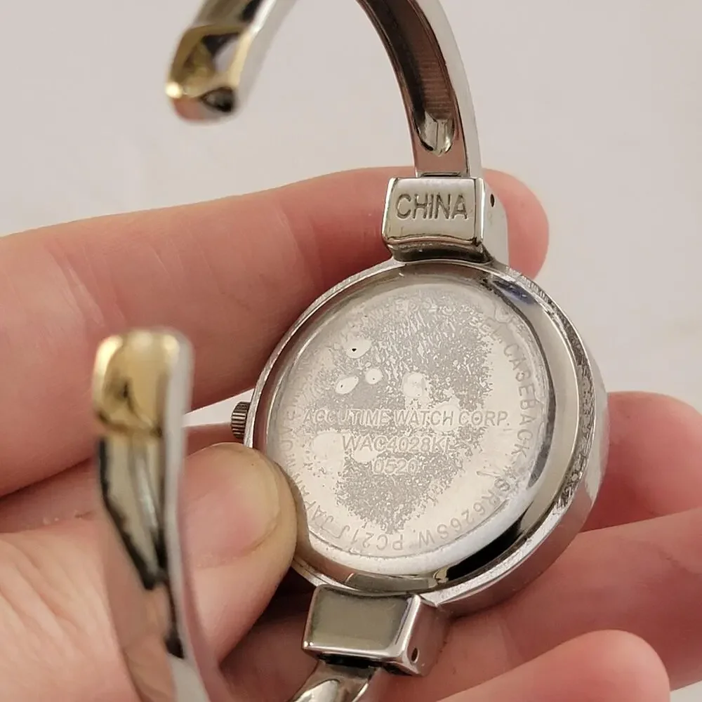 VIVANI Womens Watch White Dial 32mm Silver Case Silver Bangle Quartz Analog